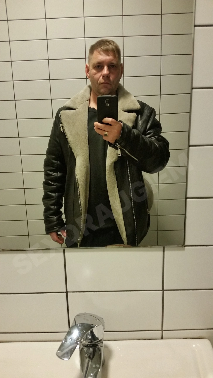 Advertisement (8727218) - aleksej80 1
