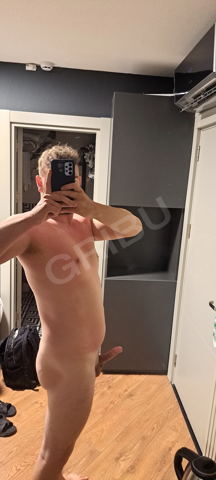 Advertisement (8439084) - Sexyguydeep 4