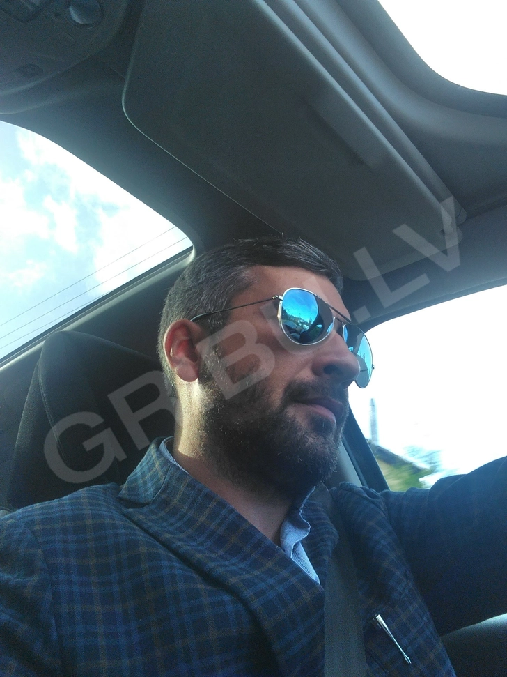 Advertisement (8760125) - Gevalius 1