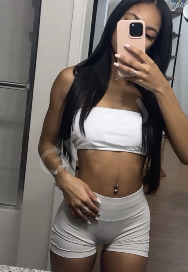 camilas 💋Phone 28774817 ☎️(8716490) 3