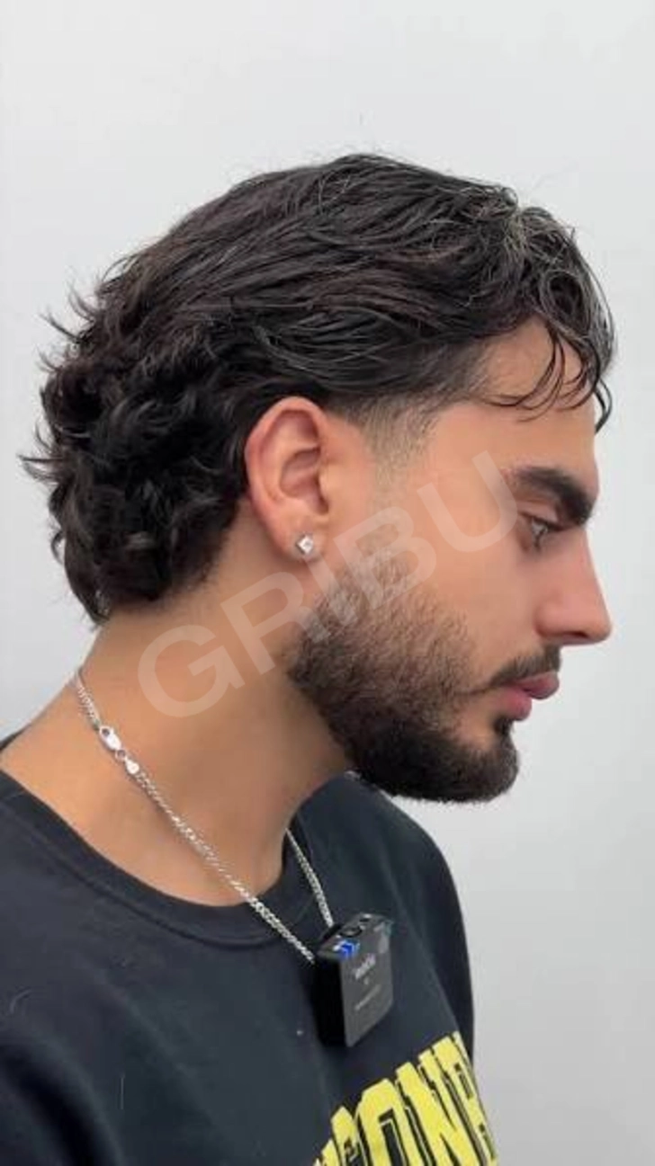 Advertisement (8734796) - Larl 1