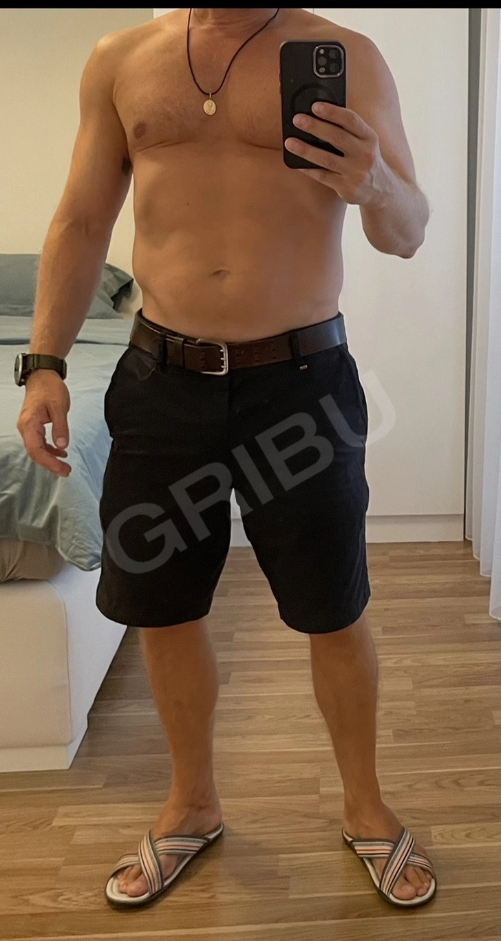 Advertisement (8755532) - Maximan 1