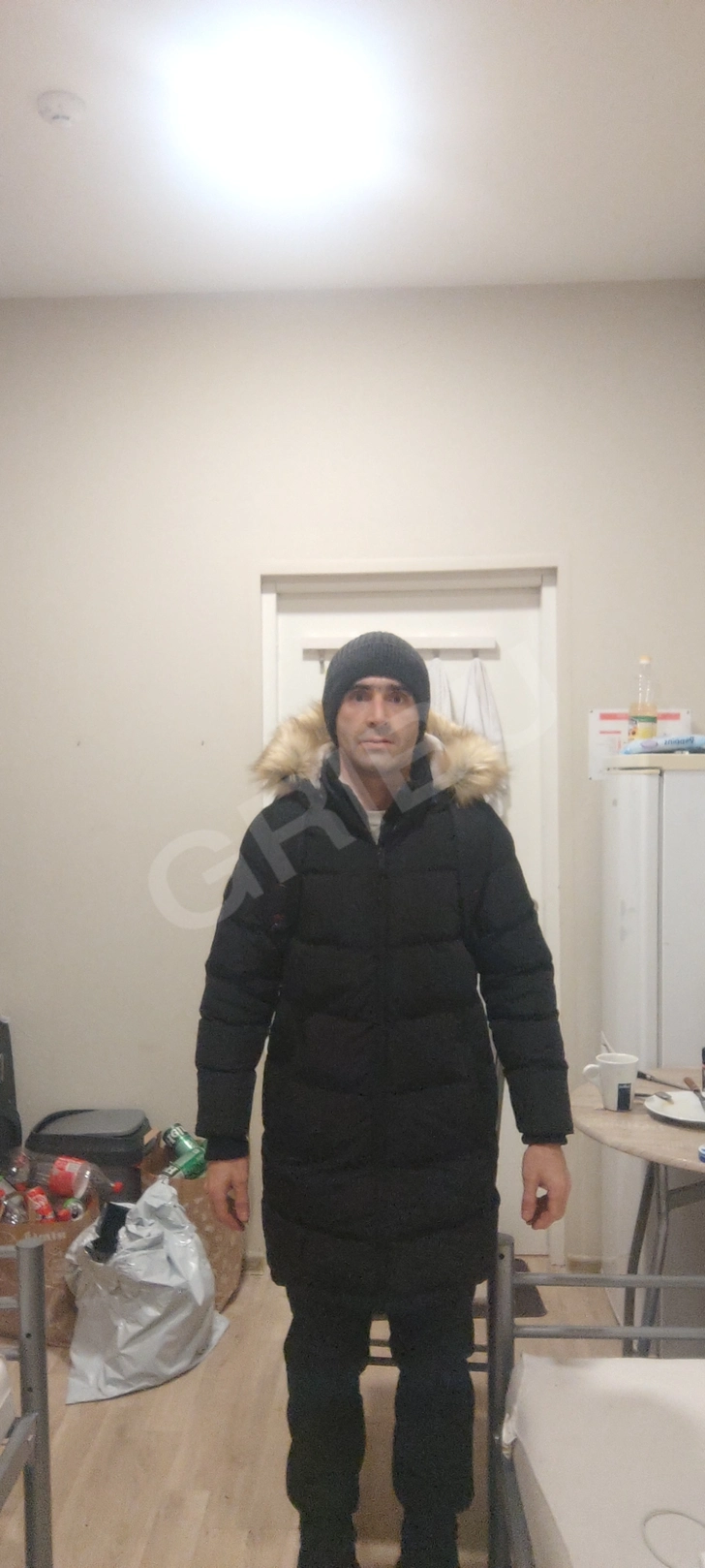 Advertisement (8383053) - Parviz 3